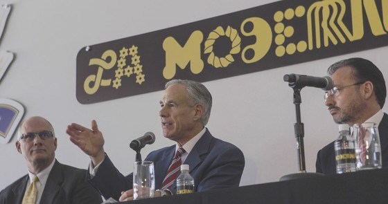 Governor Abbott Attends Grand Opening Of New Interamerican Foods Corporation La Moderna Plant