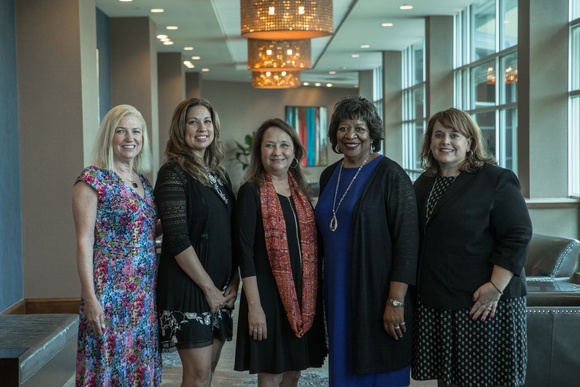 First Lady Cecilia Abbott Addresses Outstanding Women In Texas ...